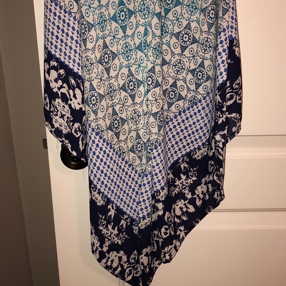 Dress - Picture 4 of 7